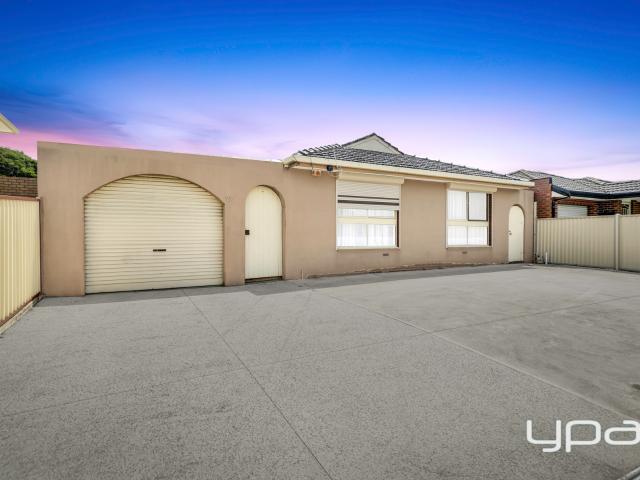 Stunning Family Home in Prime Albanvale Location!