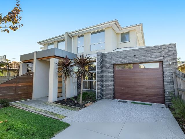 Stunning Family Home in Prime Keilor East Location