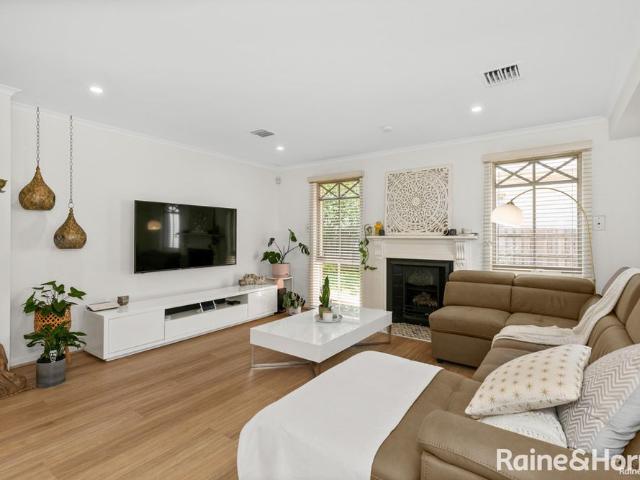 Stunning Family Home in Roxburgh Park