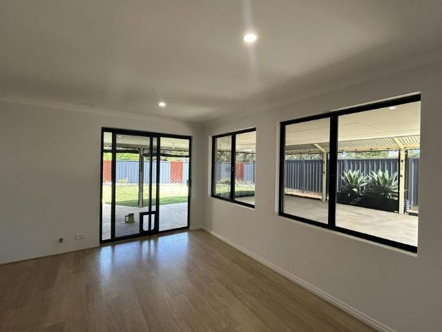 STUNNING FAMILY HOME IN SOUGH AFTER SOUTH BUNBURY
