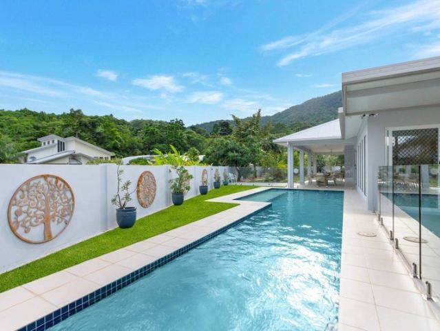 STUNNING FAMILY HOME, IN SOUGHT AFTER LOCATION, WITH A POOL!