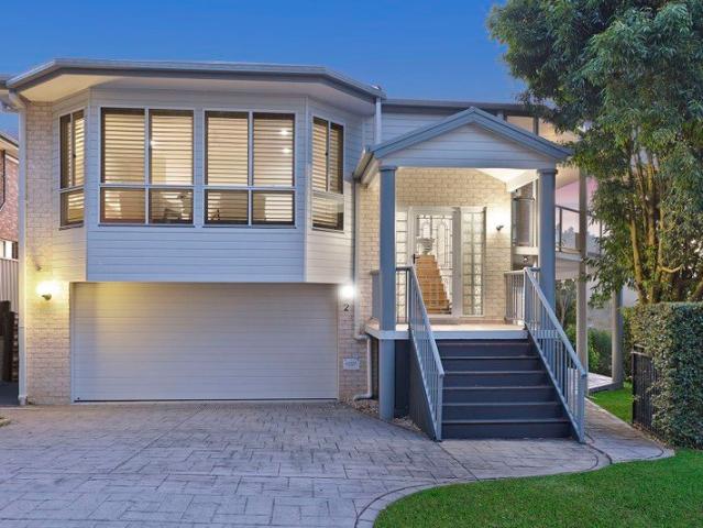 Stunning Family Home, Incredible Views & Sought After Location