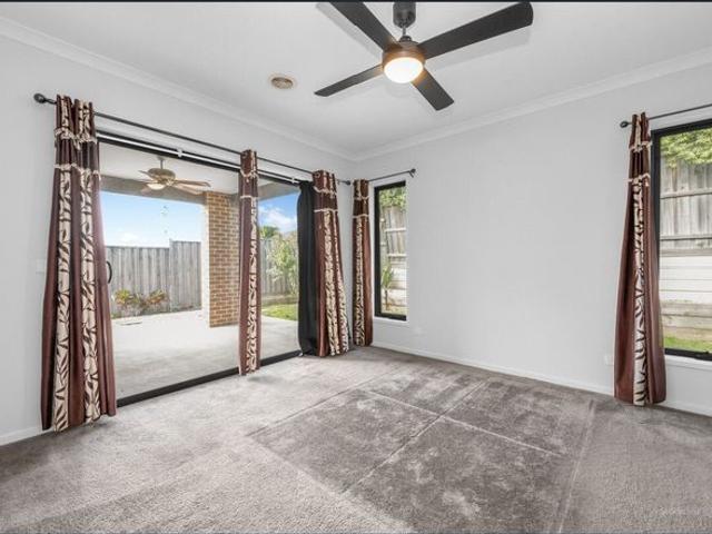 STUNNING FAMILY HOME ON MOUNTFORD RISE