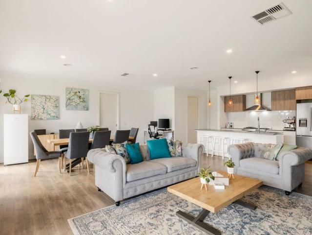 Stunning Family Home Set On A 848m2 Block