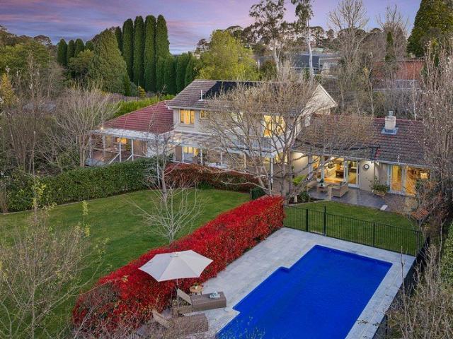 Stunning family living with dual occupancy