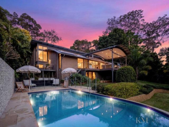 Stunning Family Sanctuary in Eleebana
