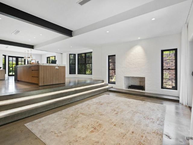 Stunning Five Bedroom Home With Pool and Views