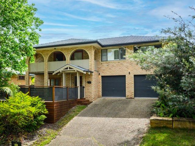 Stunning Five Bedroom in Peaceful Locale