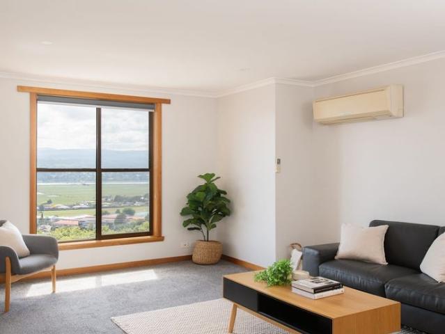 Stunning Four Bedroom Family Home