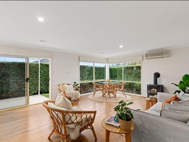 STUNNING FOUR BEDROOM HOME