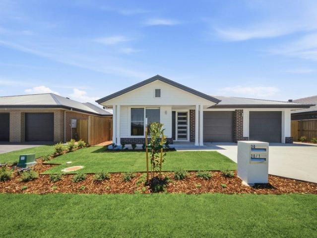 Stunning Four Bedroom Home Ducted Air Con, Alfresco, Picturesque Views