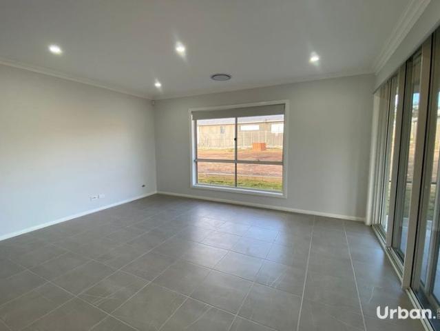 Stunning Four/Five Bedroom Home in Huntlee