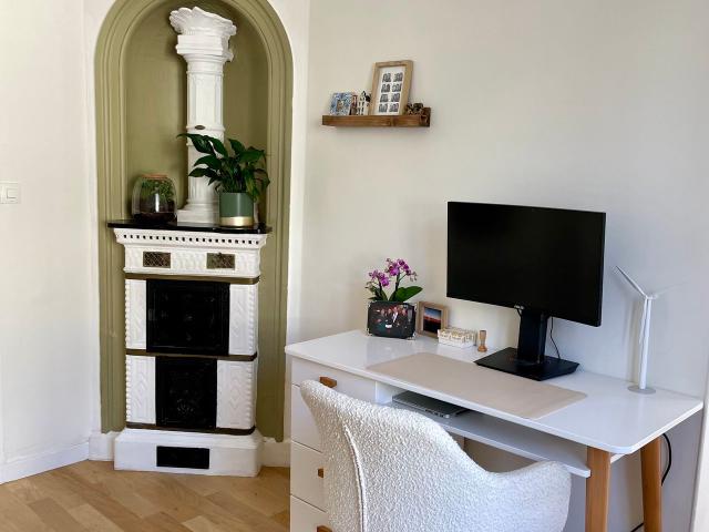Stunning flat in Haut Marais, Paris Amsterdam Apartments for Rent
