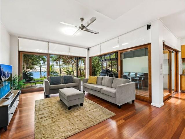 Stunning Fully Furnished Beach Home with Separate Loft Studio