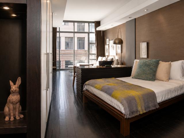 Stunning Fully Furnished Studio Apartment in Sought After Mandela Rhodes Place