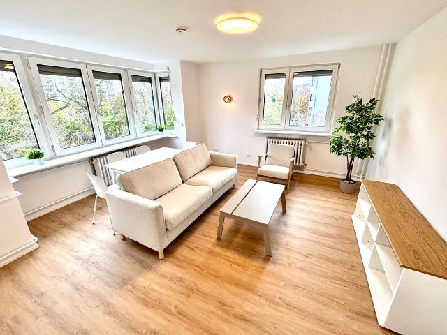 Stunning Fully Renovated 3 Room Apartment in Central Berlin, Berlin Amsterdam Apartments for Rent