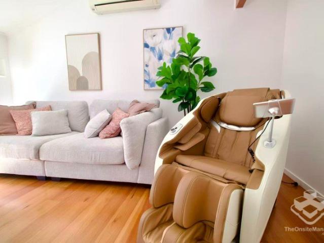 Stunning, Fully Renovated Family Home with Brand New Furniture