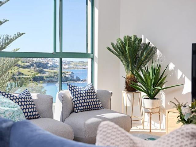 Stunning Furnished 3 Bedroom Apartment in Prime Coogee Location