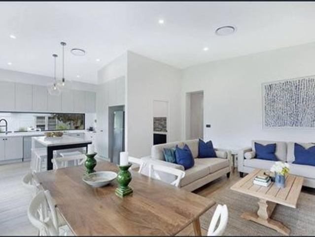 Stunning, Furnished, Centrally Located 3 Bedroom