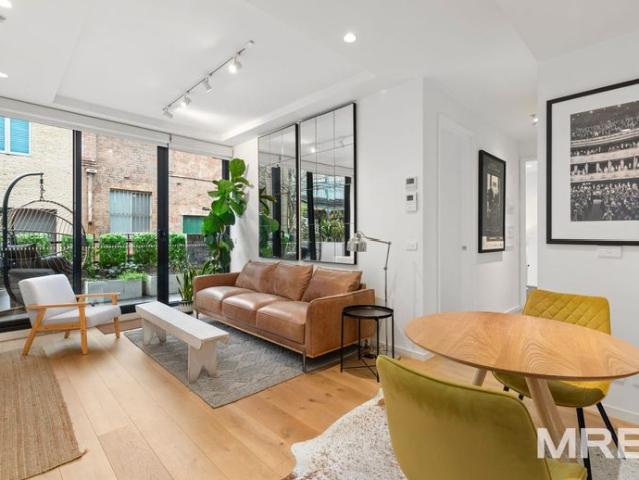 Stunning furnished apartment