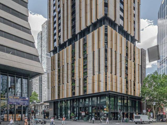 Stunning furnished home in the heart of CBD