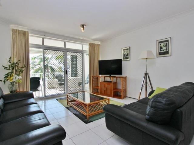 STUNNING FURNISHED SEASIDE UNIT