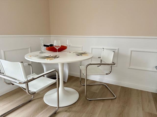 Stunning Ground Floor Apartment Fully Equipped with Kitchen and Garden, Dortmund Amsterdam Apartments for Rent