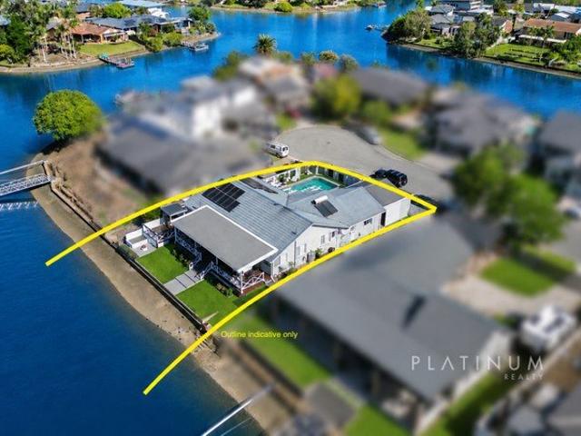 Stunning Hamptons Style East facing Waterfront Living