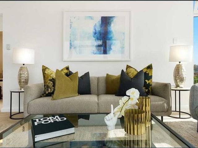 Stunning Harbour Views | Top Floor | Short Term Lease Until 31 January 2027