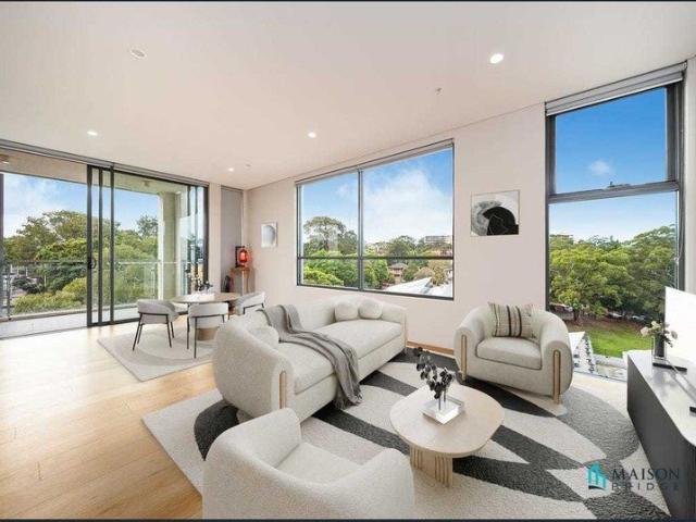 Stunning Harbour Views 2 Bedroom Apartment in the Heart of Lane Cove