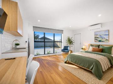 Melton South, Victoria - Parking, Equipped kitchen