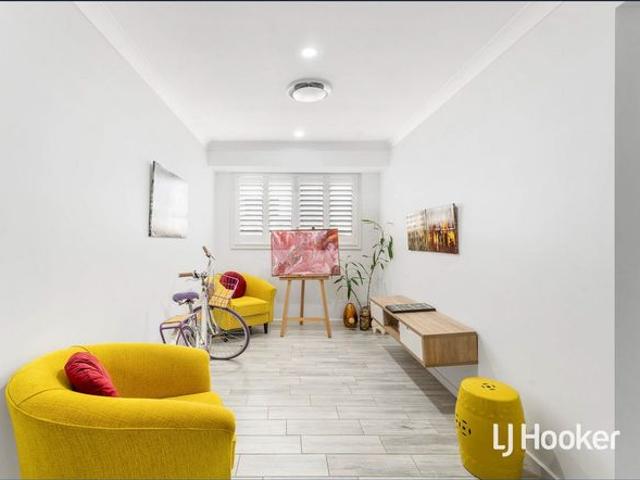 Stunning Home, Great Floorplan!