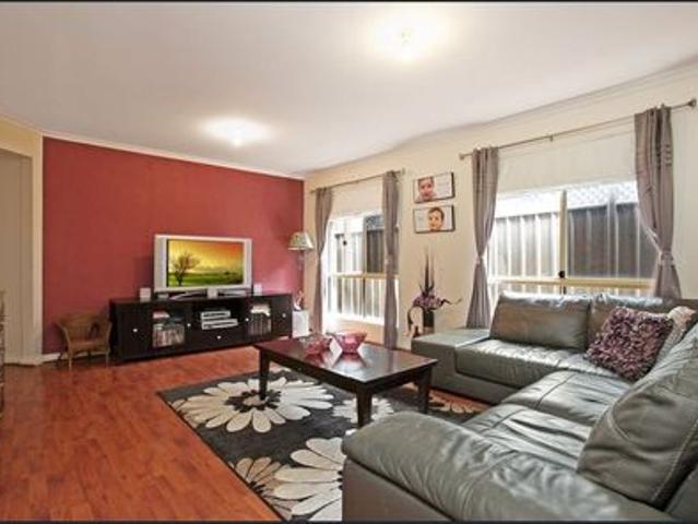 Stunning Home in Oakden!