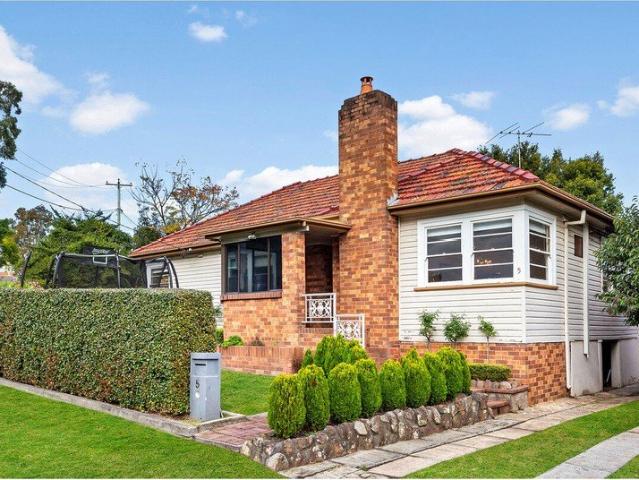 Appealing Art Deco Haven with Stylish Renovations & Scope to Add Value
