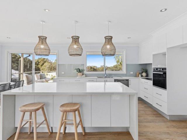 Light filled family home, potential dual living!