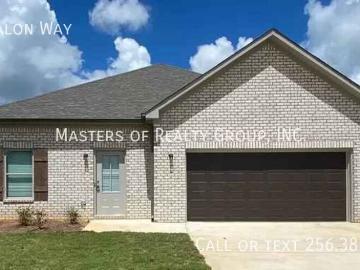 Stunning home in Clanton!