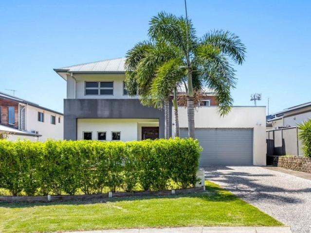 Stunning Home In Perfect Location