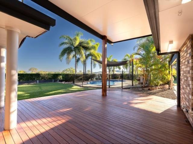 Stunning home in Tannum Sands with a pool