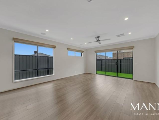 Stunning Home in Top Location!