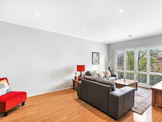 STUNNING HOME TO SUIT A MODERN LIFESTYLE