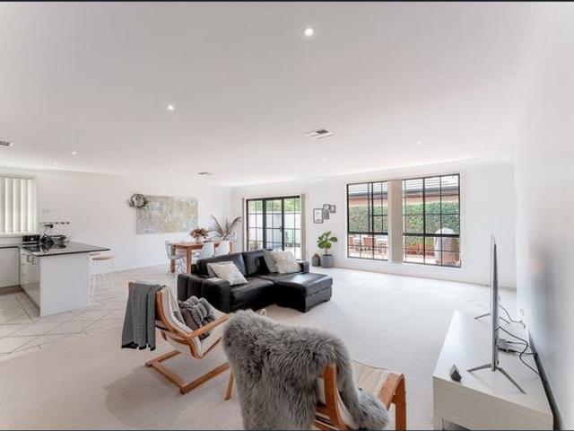 Stunning home with all the features!
