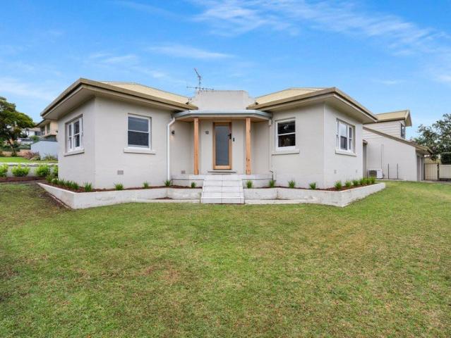 Stunning Home with Panoramic Mount Gambier Views