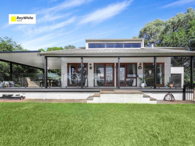 Stunning home with Views over the Township