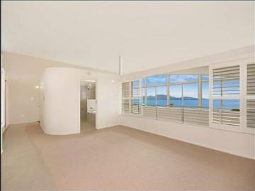 STUNNING HOUSE SIZED UNFURNISHED EXECUTIVE APARTMENT