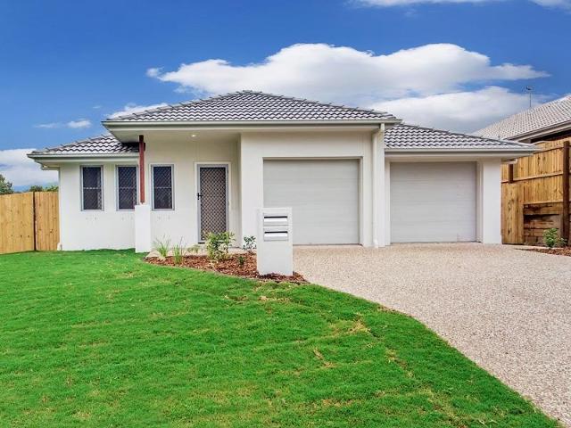 STUNNING INTERIOR + FULLY FENCED BACKYARD