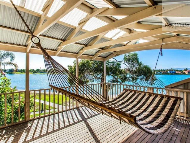 STUNNING LAKEFRONT VIEWS THE PERFECT LIFESTYLE!