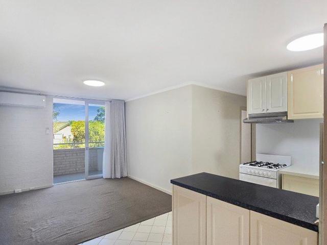 Stunning Light and Bright Unit in the Heart of Maylands!