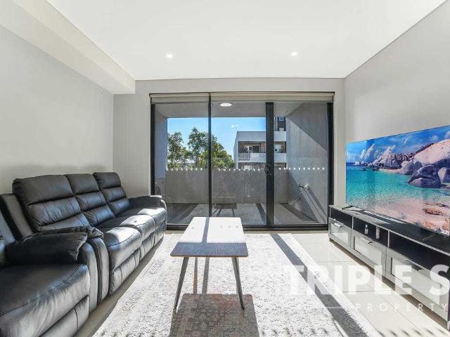 Stunning Location, Layout and Lifestyle UNFURNISHED!