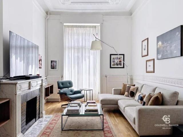 Stunning, luxurious home approx. 330 sq. m. / Coghen neigh