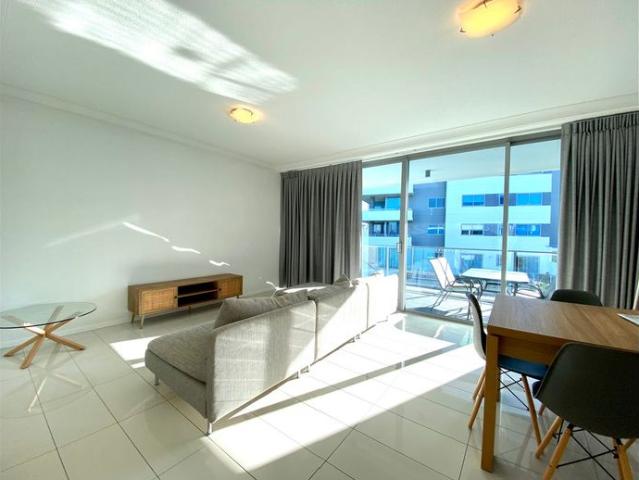 Stunning modern 1 bedroom furnished apartment Pet is welcome